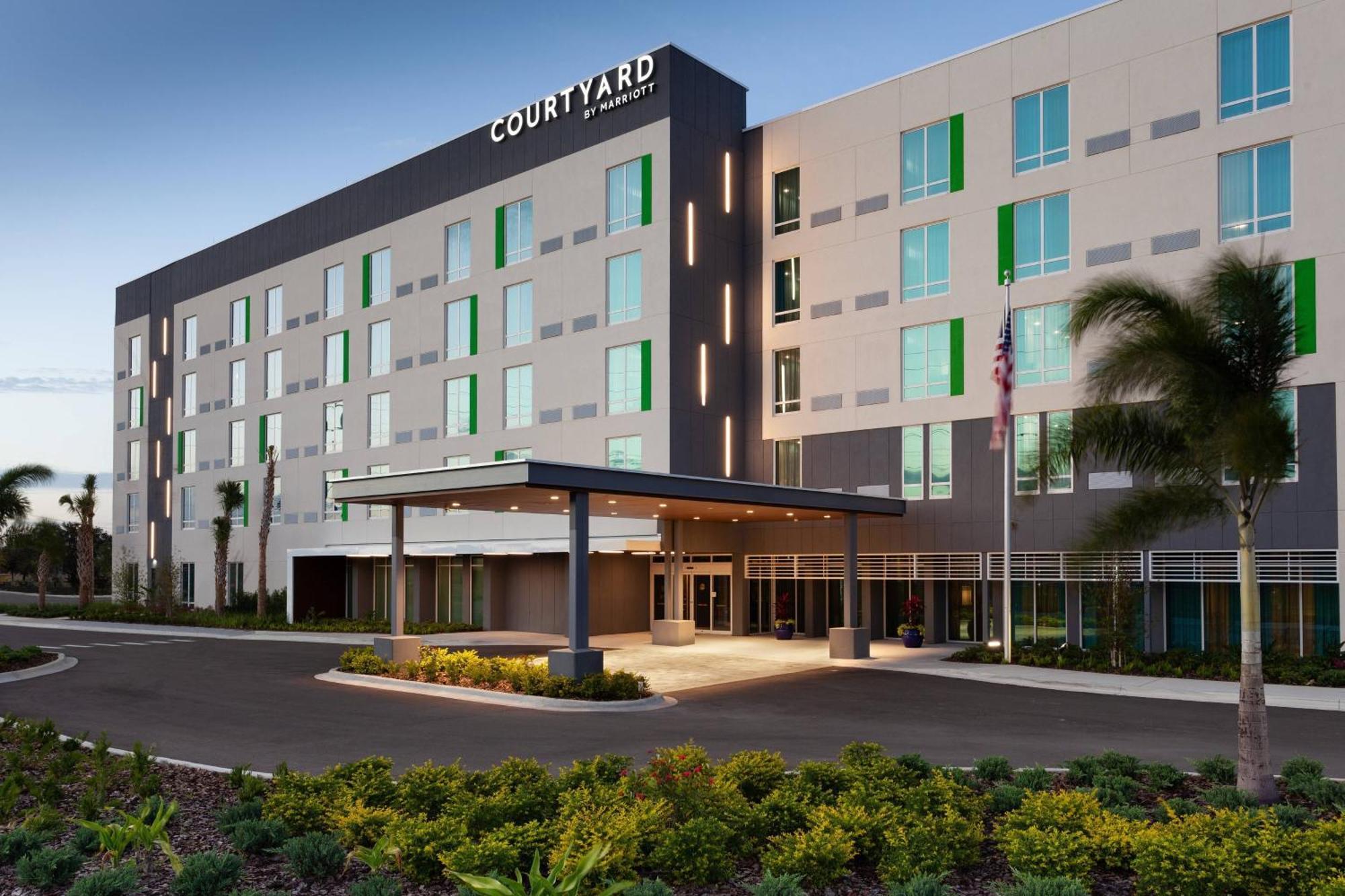 Courtyard By Marriott Winter Haven Hotel Exterior photo